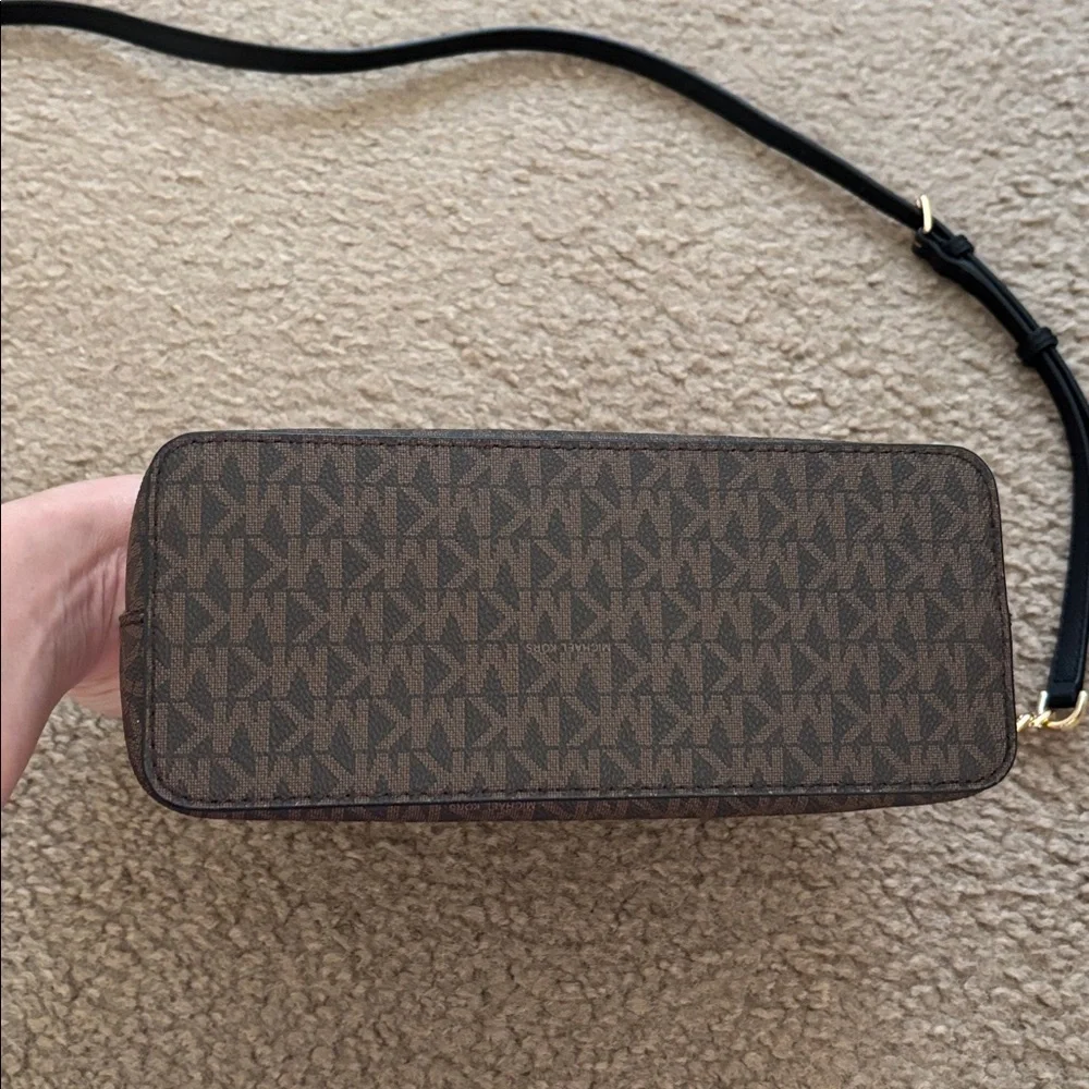 Michael Kors Dark Brown Crossbody Bag - Picture 4 of 8